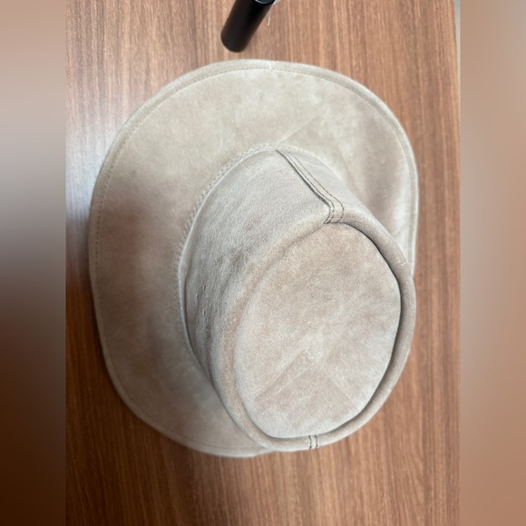 Beautiful Taupe Leather “Australian Walkabout” Hat in Unisex Design main image 16